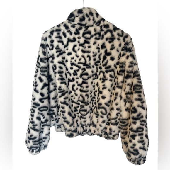 Shein Dalmatian Pattern Drop Shoulder Fuzzy Cozy Zip Up Coat Black/White 2XL - Picture 4 of 15